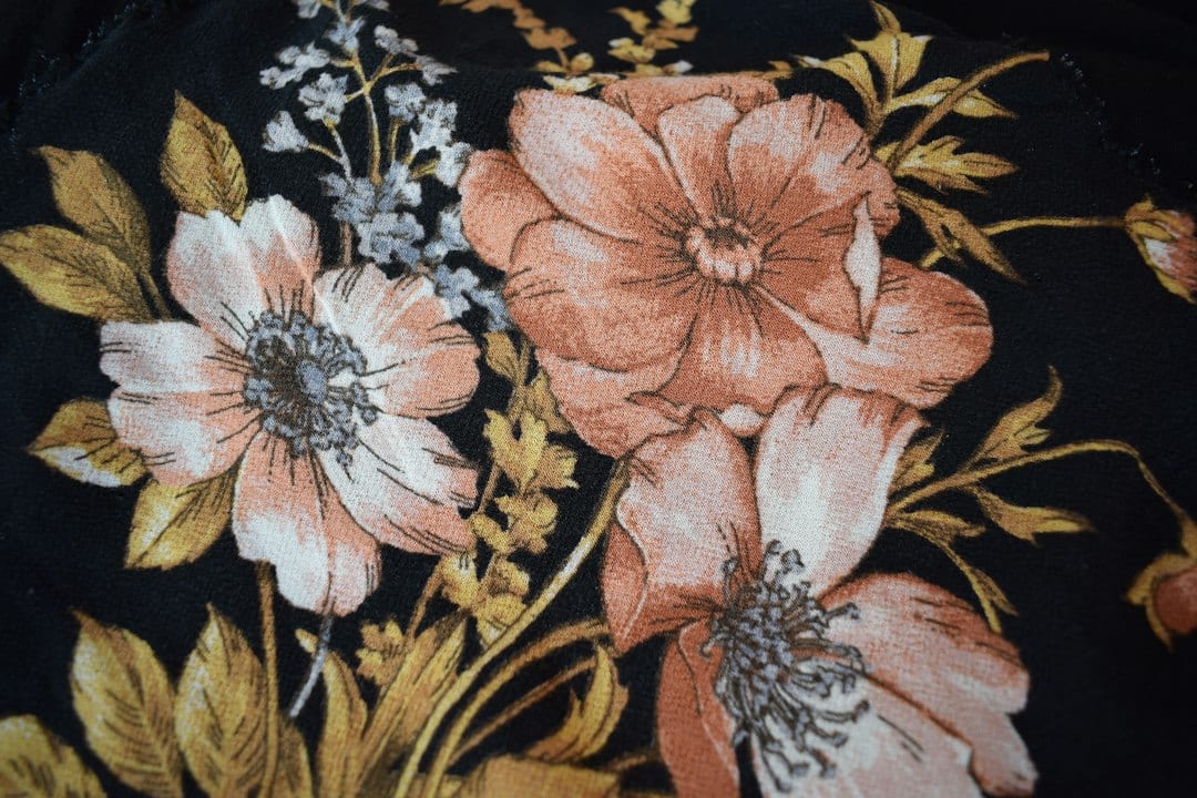 Rose Petals collection - rose-print silk shirting detail